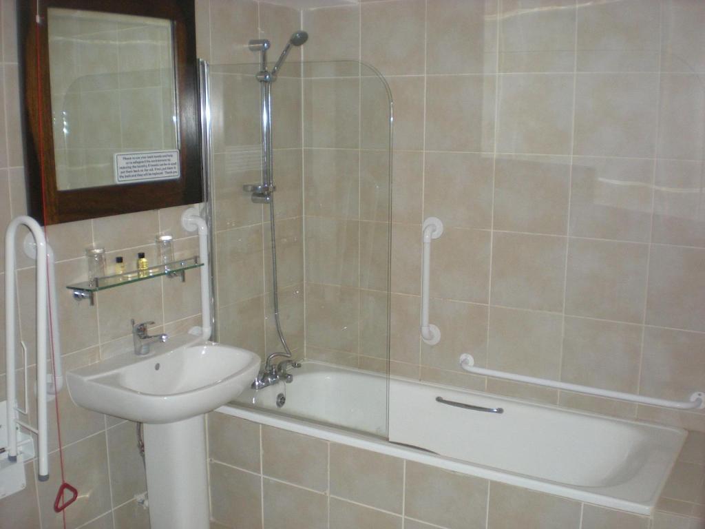 The Townhouse Hotel Arbroath Esterno foto
